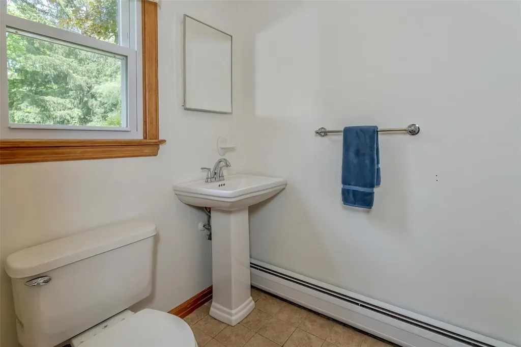 24 Overhill Lane Warwick NY 10990