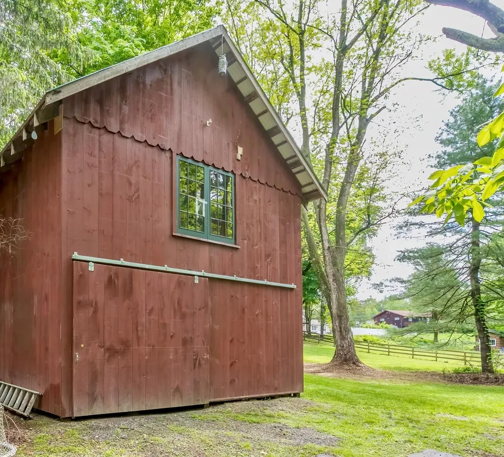24 Overhill Lane Warwick NY 10990