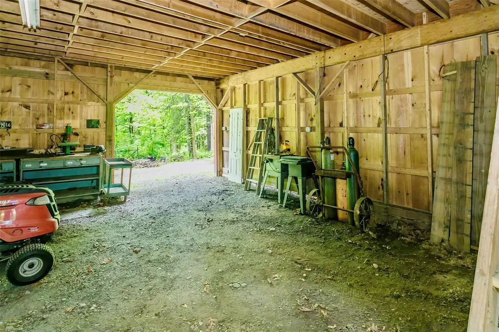 24 Overhill Lane Warwick NY 10990