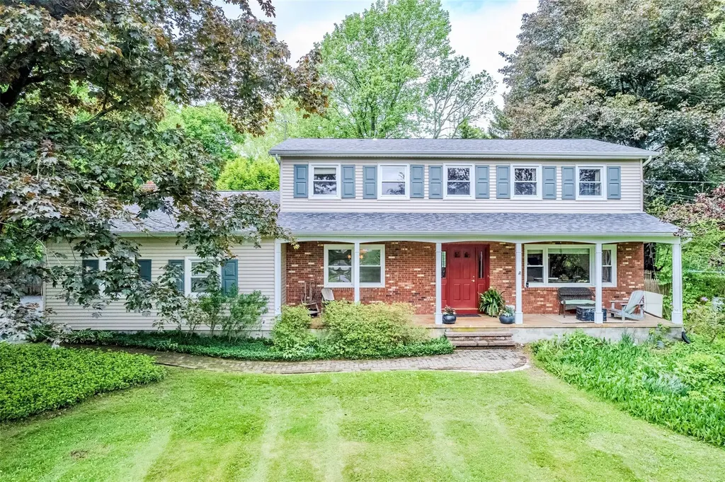 24 Overhill Lane Warwick NY 10990