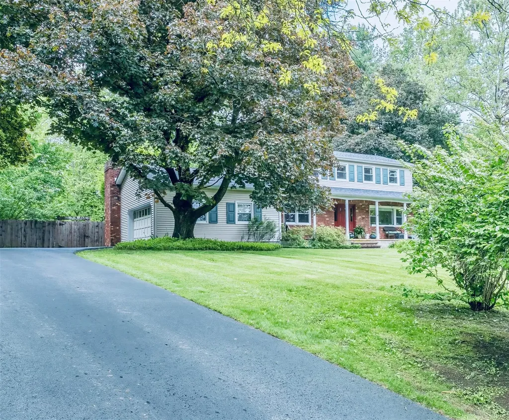 24 Overhill Lane Warwick NY 10990
