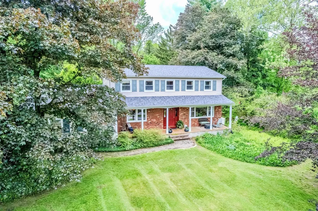 24 Overhill Lane Warwick NY 10990