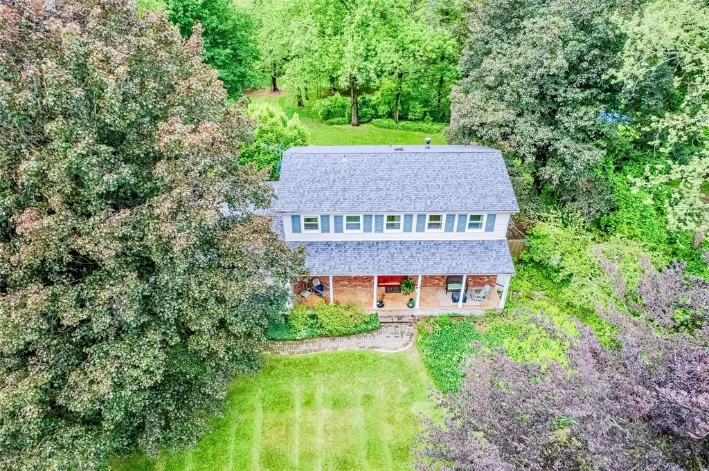 24 Overhill Lane Warwick NY 10990