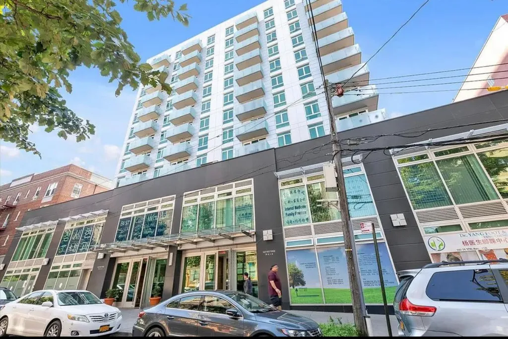 142-38 37th Avenue Flushing NY 11354