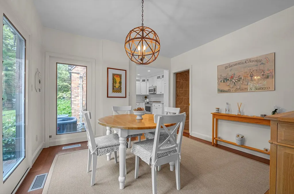 1 Wensley Drive Great Neck NY 11021