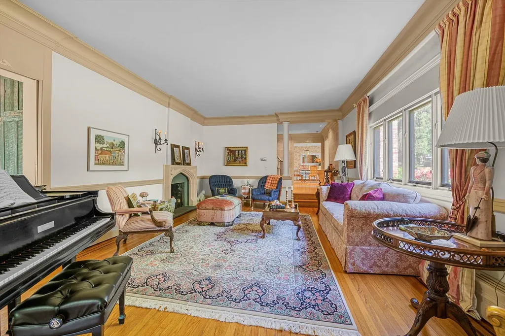 1 Wensley Drive Great Neck NY 11021