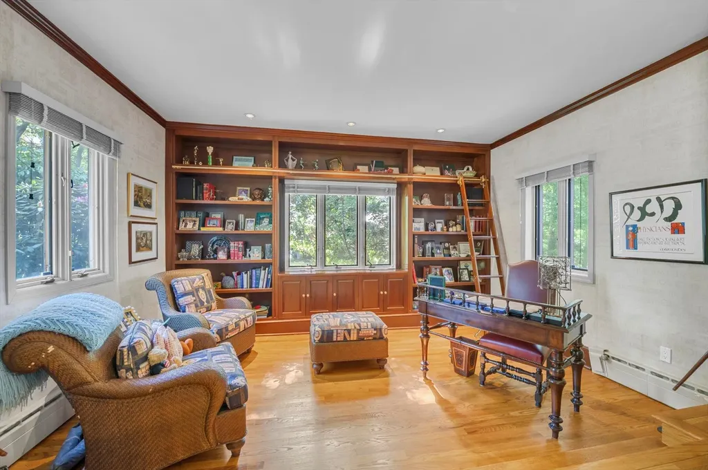 1 Wensley Drive Great Neck NY 11021