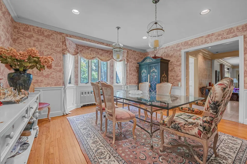 1 Wensley Drive Great Neck NY 11021