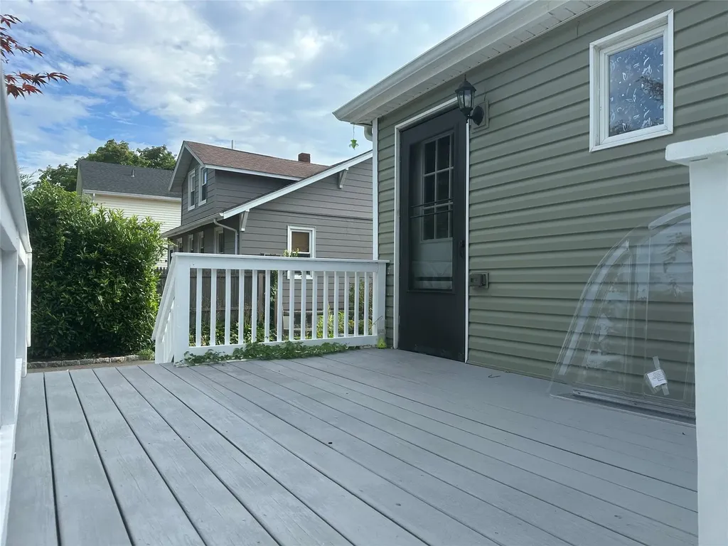 143 Church Avenue Islip NY 11751