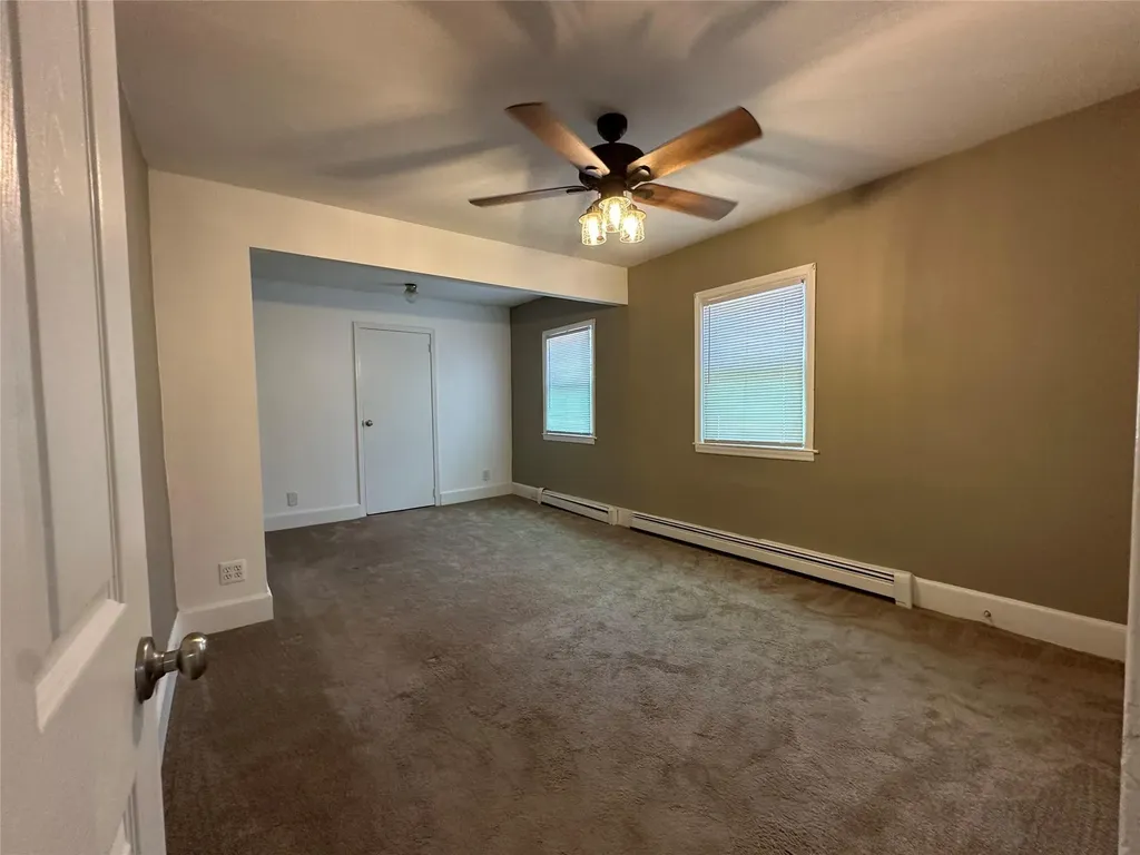 143 Church Avenue Islip NY 11751