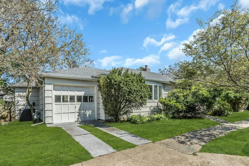 140 Mitchell Avenue Long Beach NY 11561
