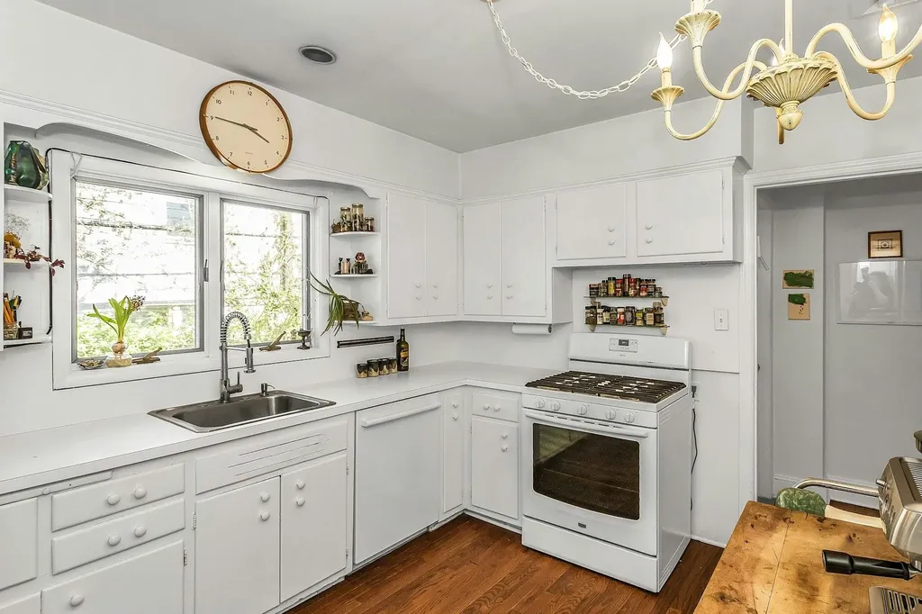 140 Mitchell Avenue Long Beach NY 11561
