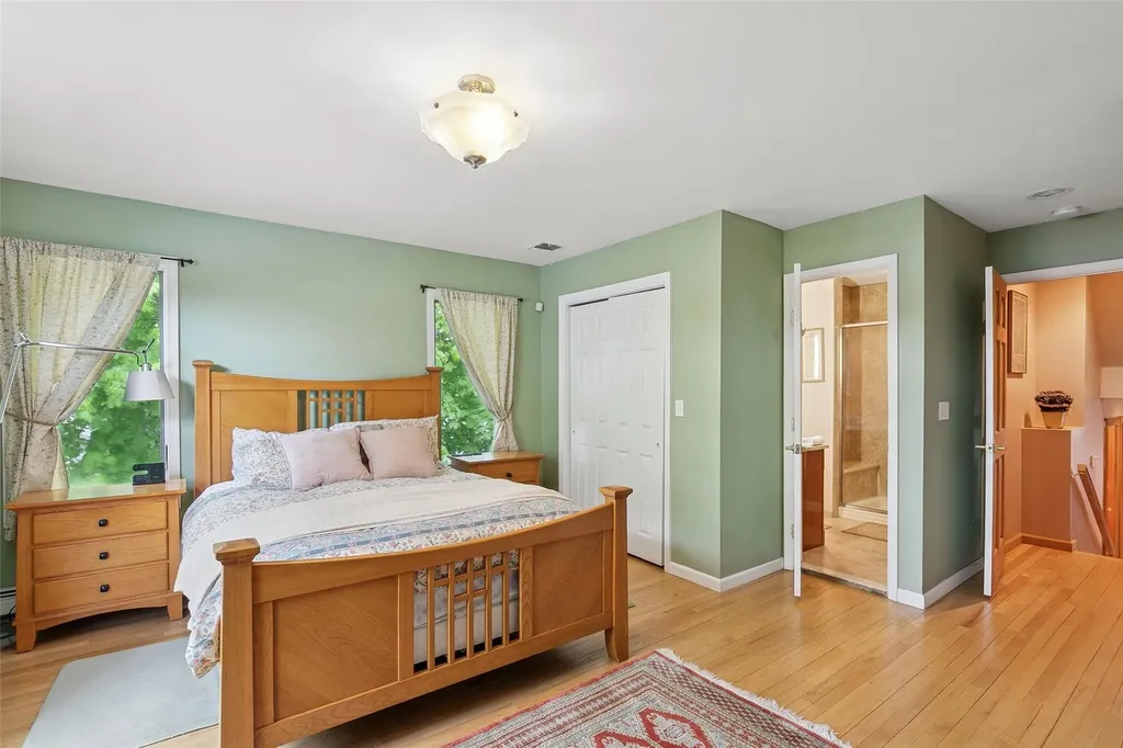 6 Daisy Lane Commack NY 11725