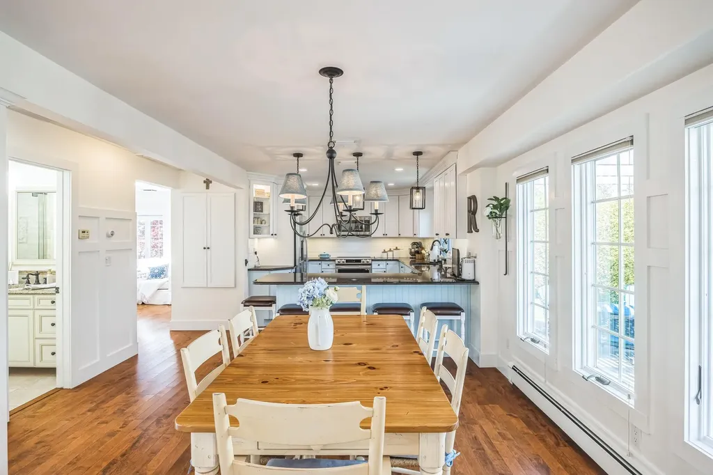 26 Forte Avenue Old Bethpage NY 11804
