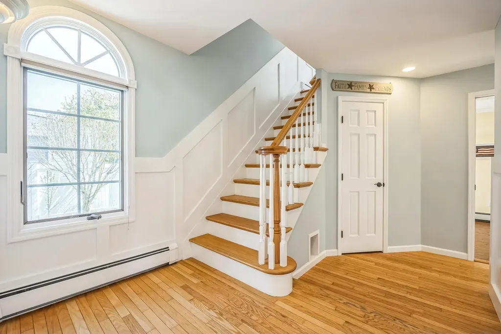 26 Forte Avenue Old Bethpage NY 11804