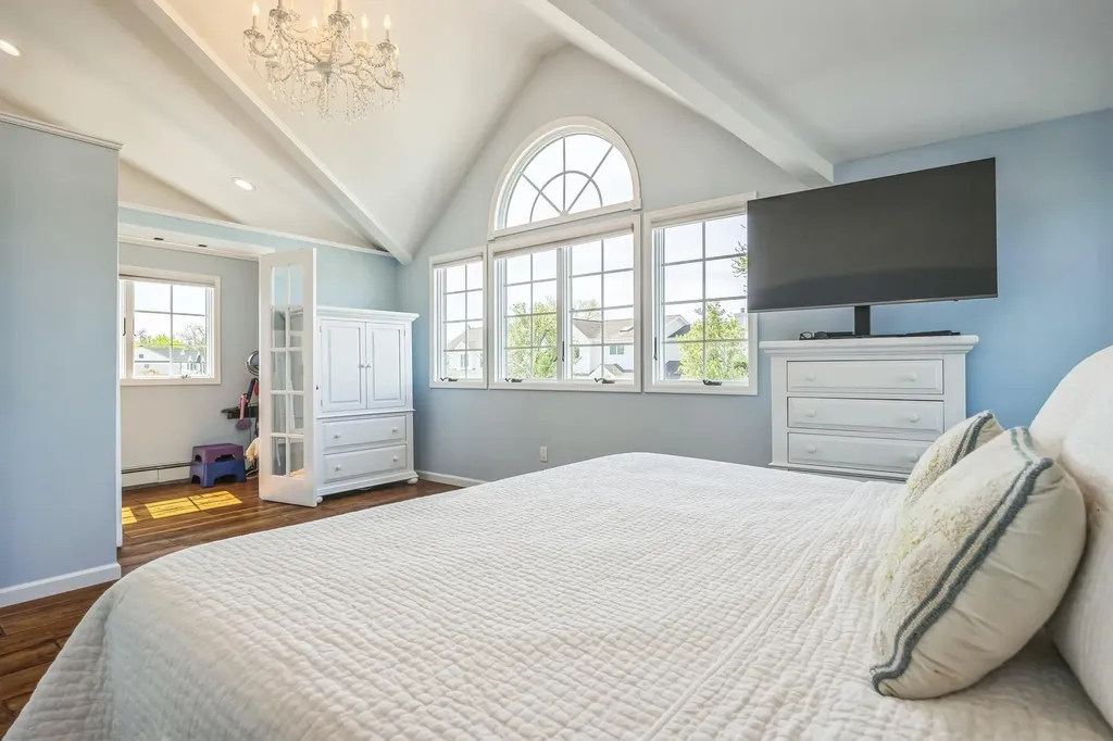 26 Forte Avenue Old Bethpage NY 11804