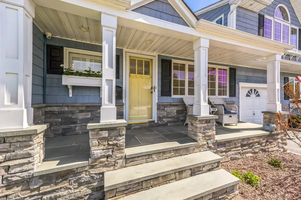 26 Forte Avenue Old Bethpage NY 11804