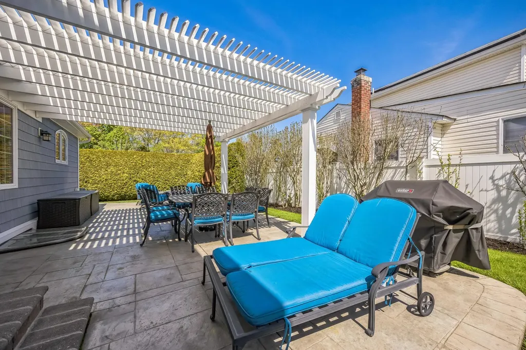 26 Forte Avenue Old Bethpage NY 11804