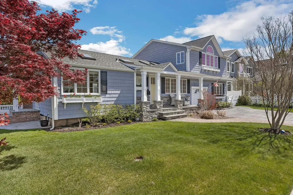 26 Forte Avenue Old Bethpage NY 11804