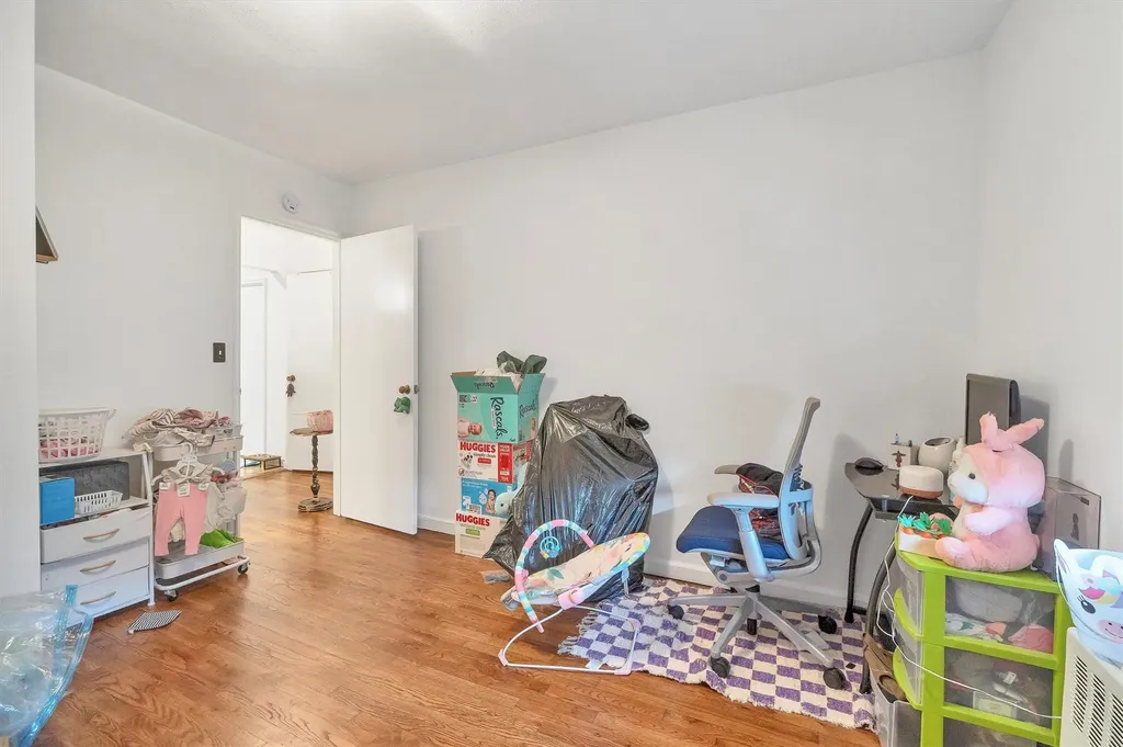 1643 Tomlinson Avenue Bronx NY 10461
