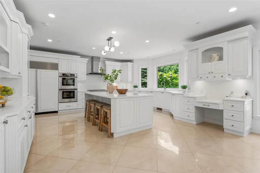 9 Oak Ridge Court West Harrison NY 10604
