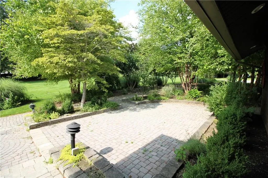 7 Tamarack Road Mahopac NY 10541