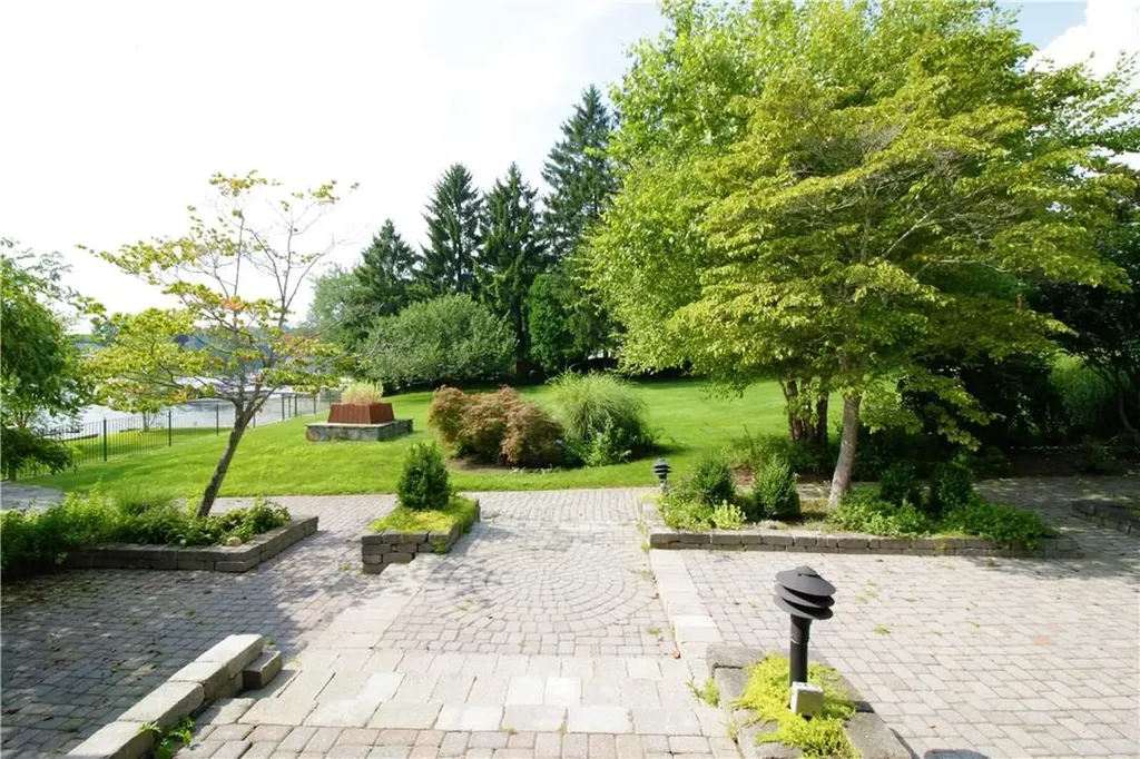 7 Tamarack Road Mahopac NY 10541