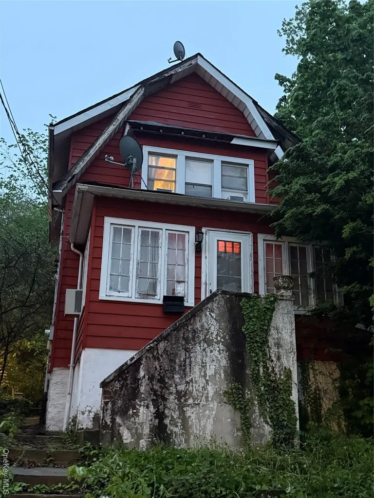 724 S 4th Avenue Mount Vernon NY 10550