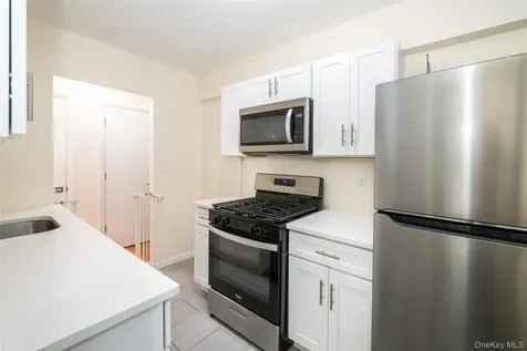 90 Union Street New Rochelle NY 10801-2426