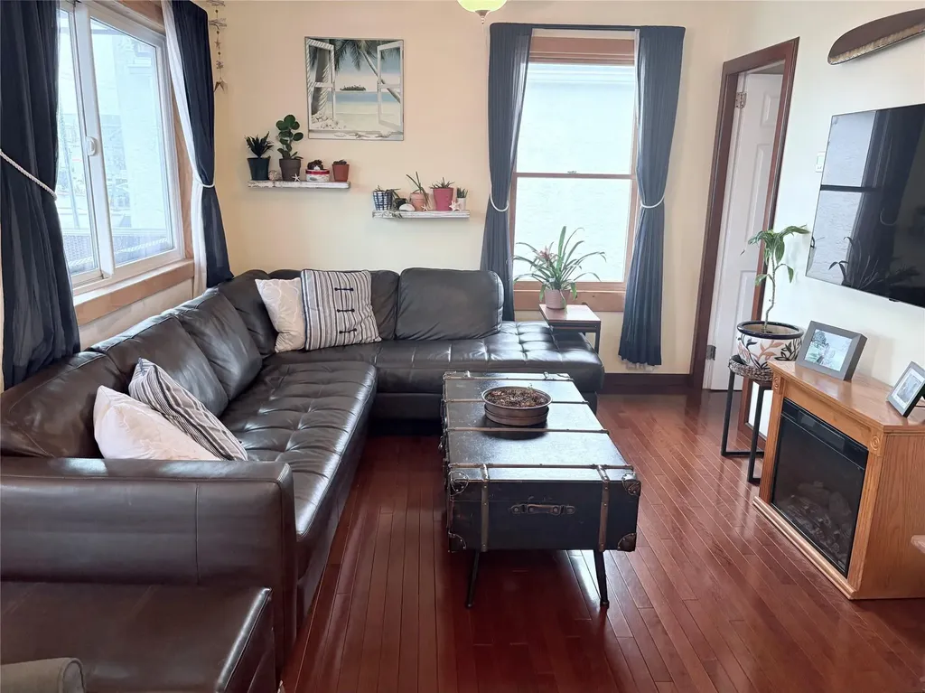 61 Illinois Avenue Long Beach NY 11561