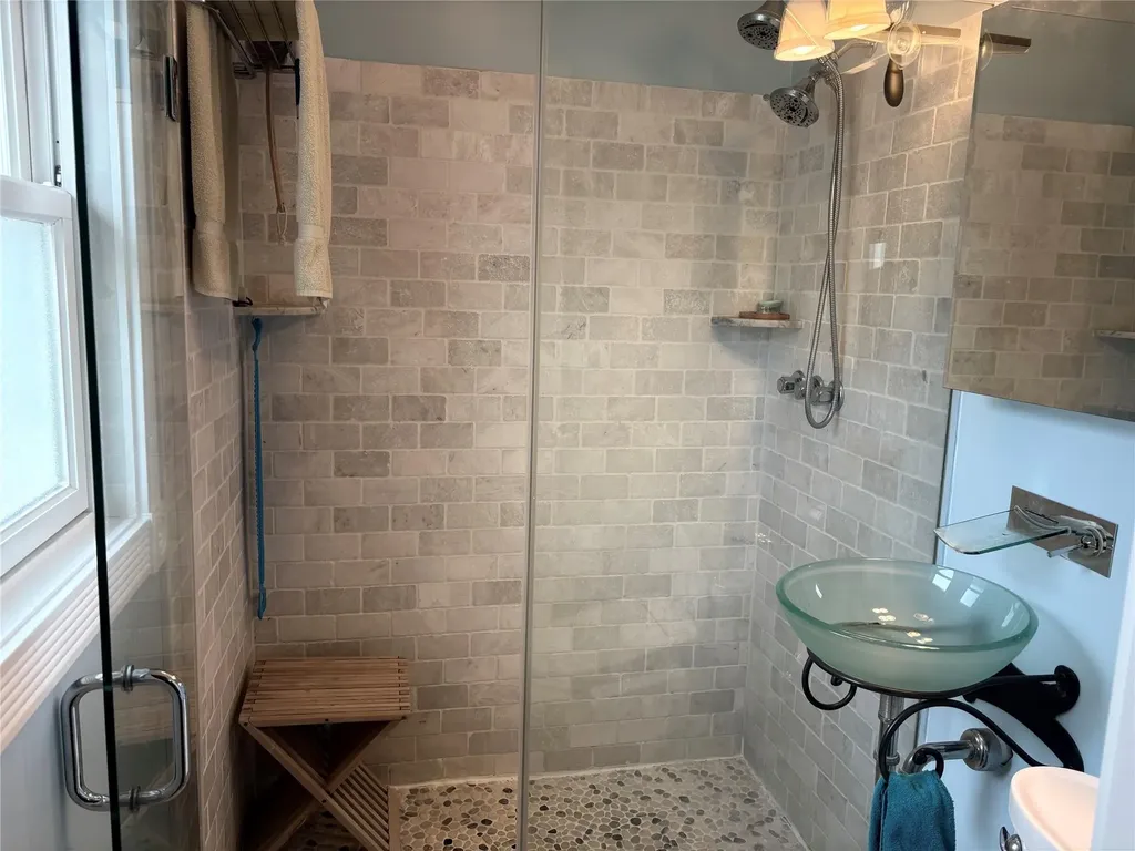 61 Illinois Avenue Long Beach NY 11561