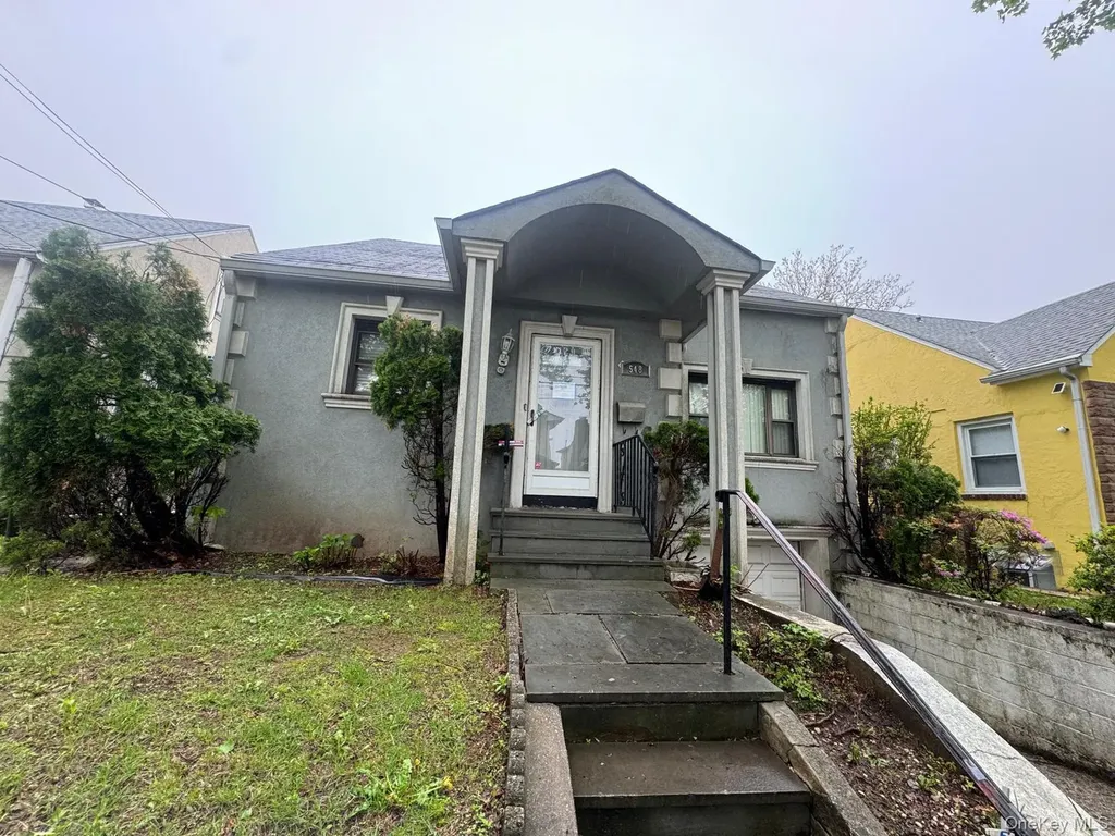 548 S 10th Avenue Mount Vernon NY 10550