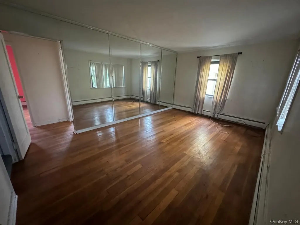 548 S 10th Avenue Mount Vernon NY 10550