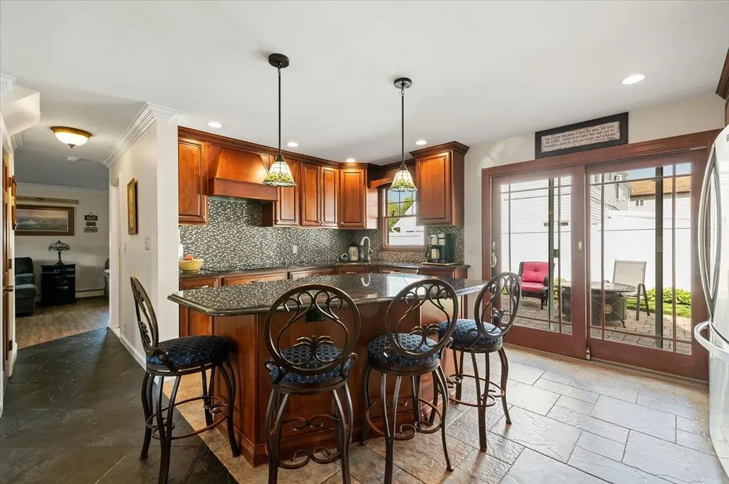 340 Martin Place Bethpage NY 11714