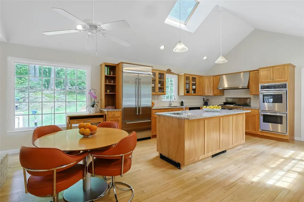 24 Glen Terrace Chappaqua NY 10514