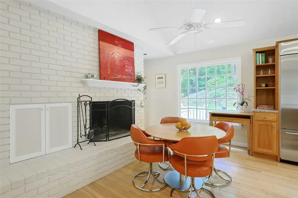 24 Glen Terrace Chappaqua NY 10514
