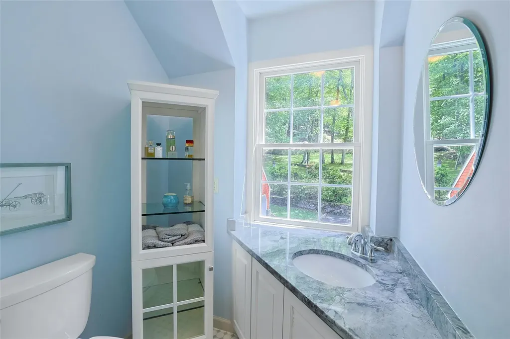 24 Glen Terrace Chappaqua NY 10514