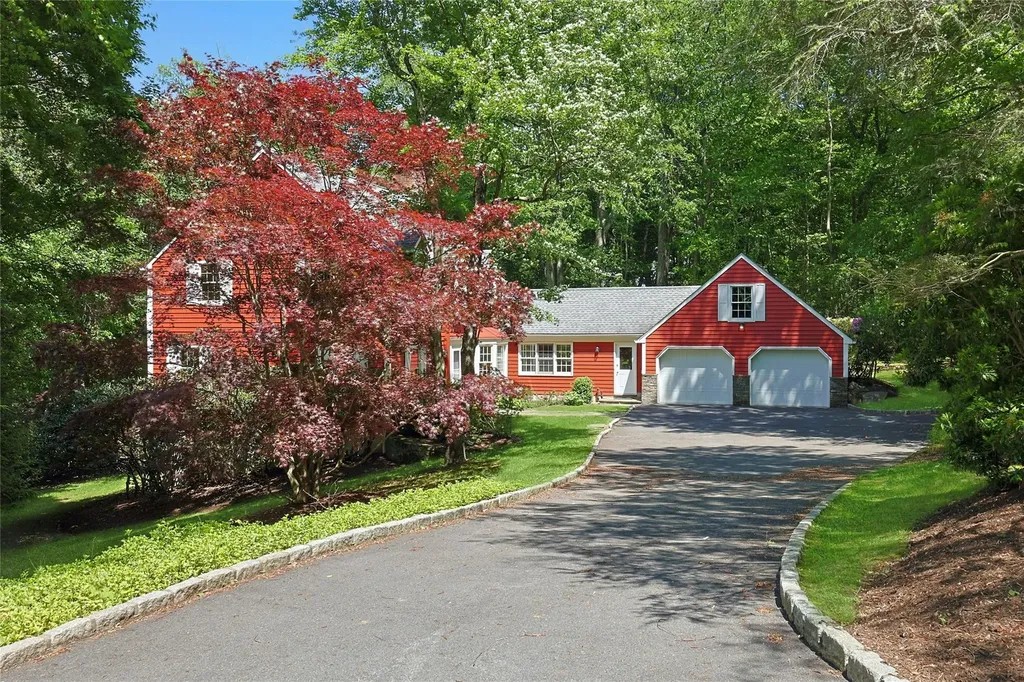 24 Glen Terrace Chappaqua NY 10514