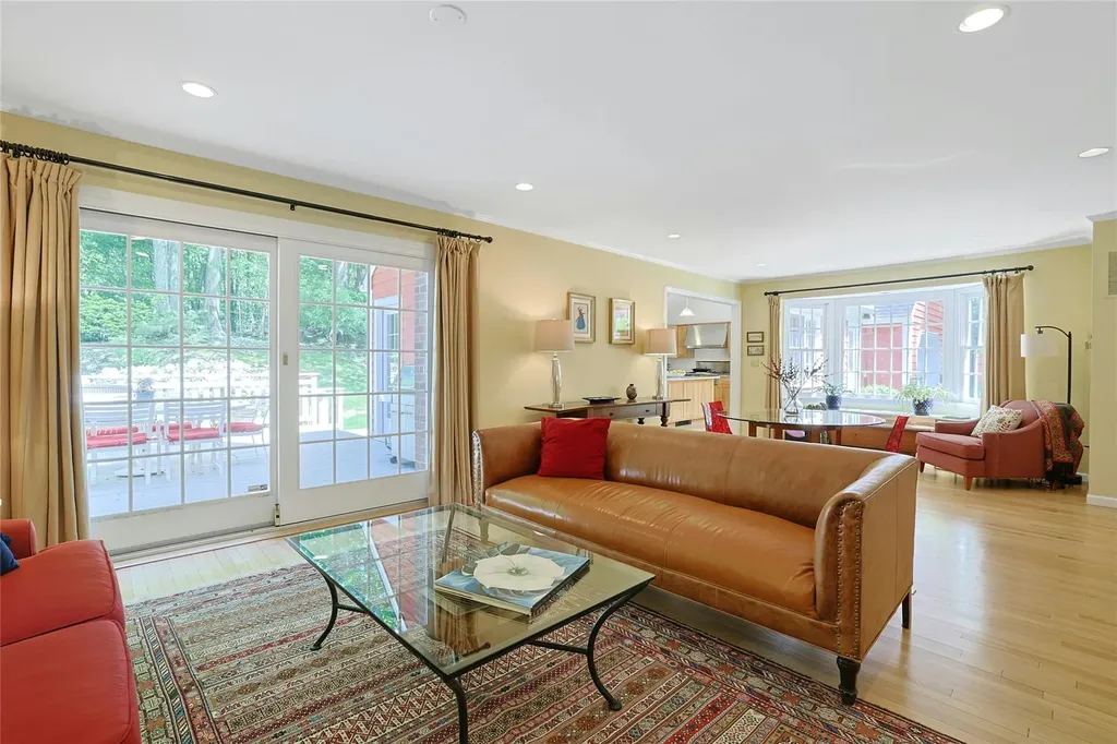 24 Glen Terrace Chappaqua NY 10514