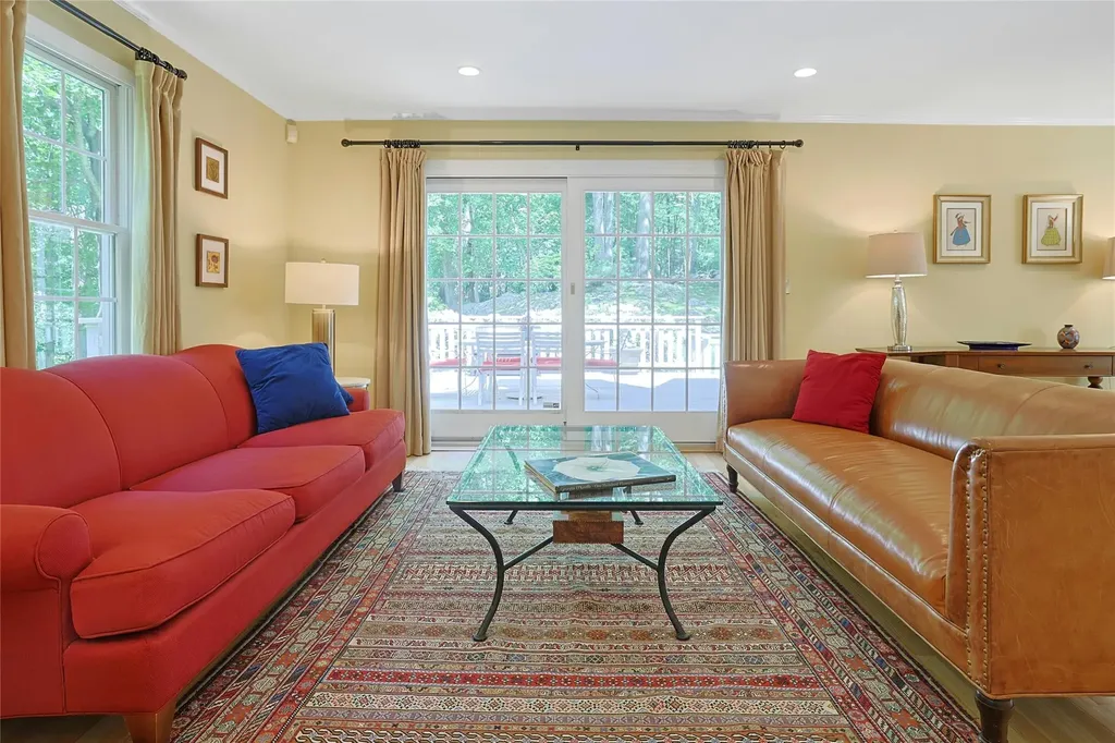 24 Glen Terrace Chappaqua NY 10514