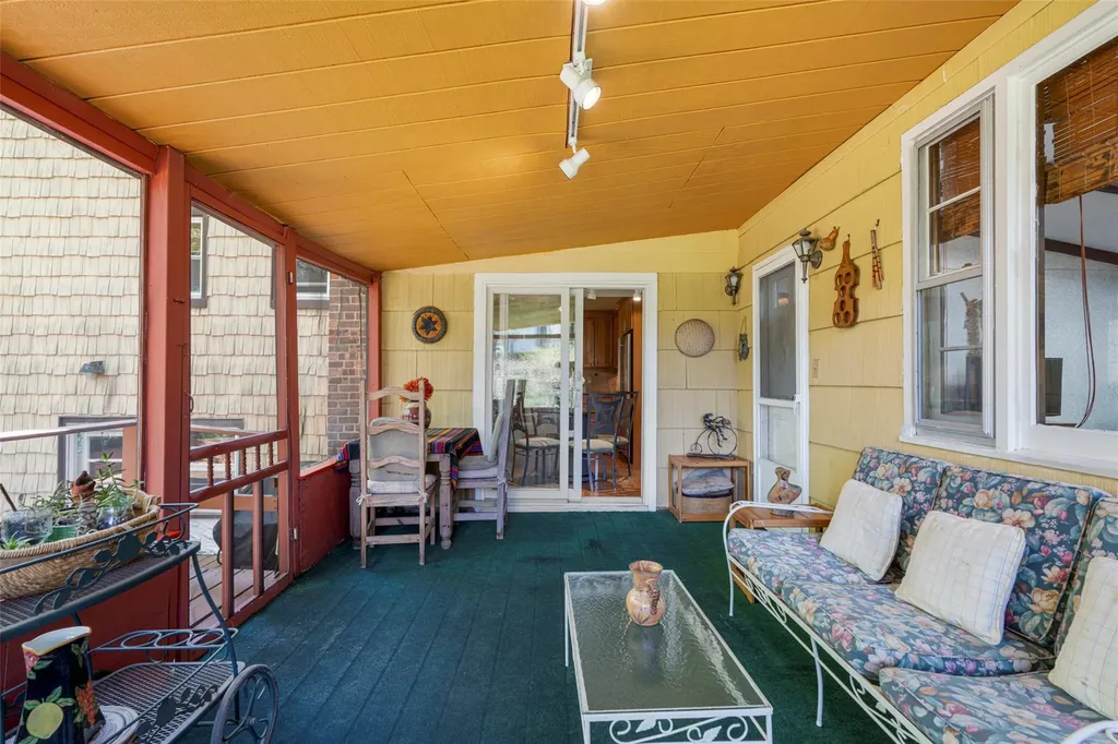 5 Carlton Lane Rye Brook NY 10573