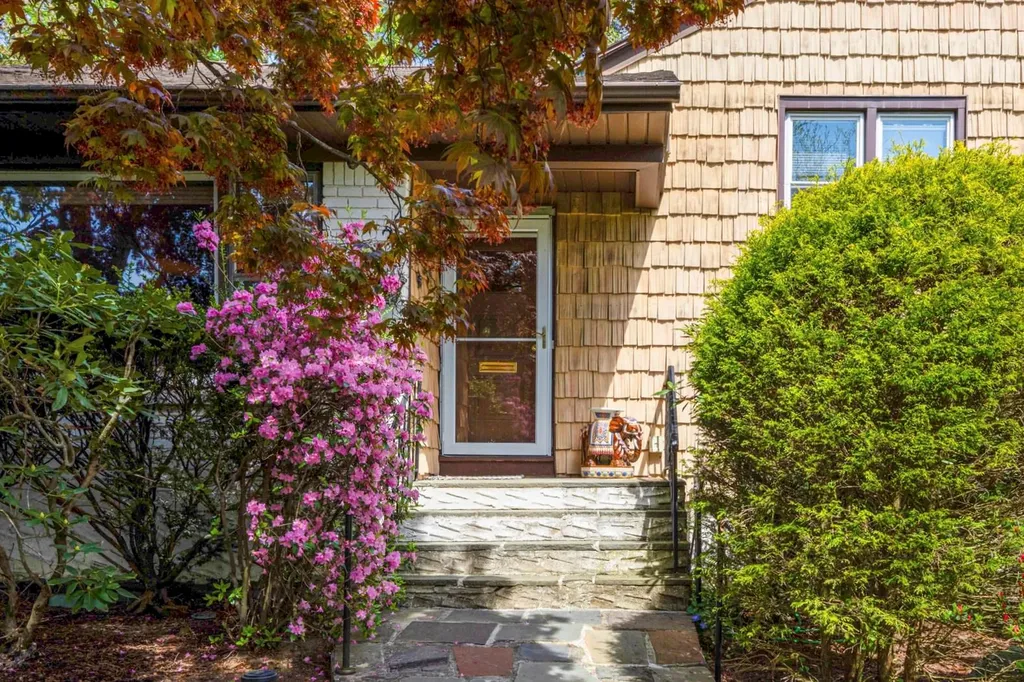 5 Carlton Lane Rye Brook NY 10573