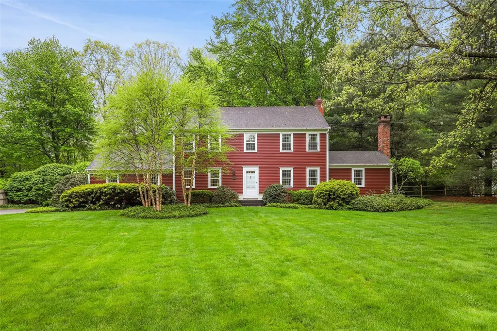15 Cartway Lane E Bedford NY 10506