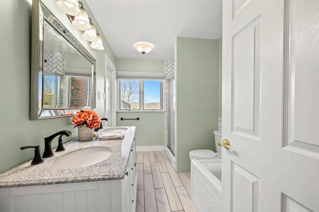 779 Ridgebury Road Slate Hill NY 10973