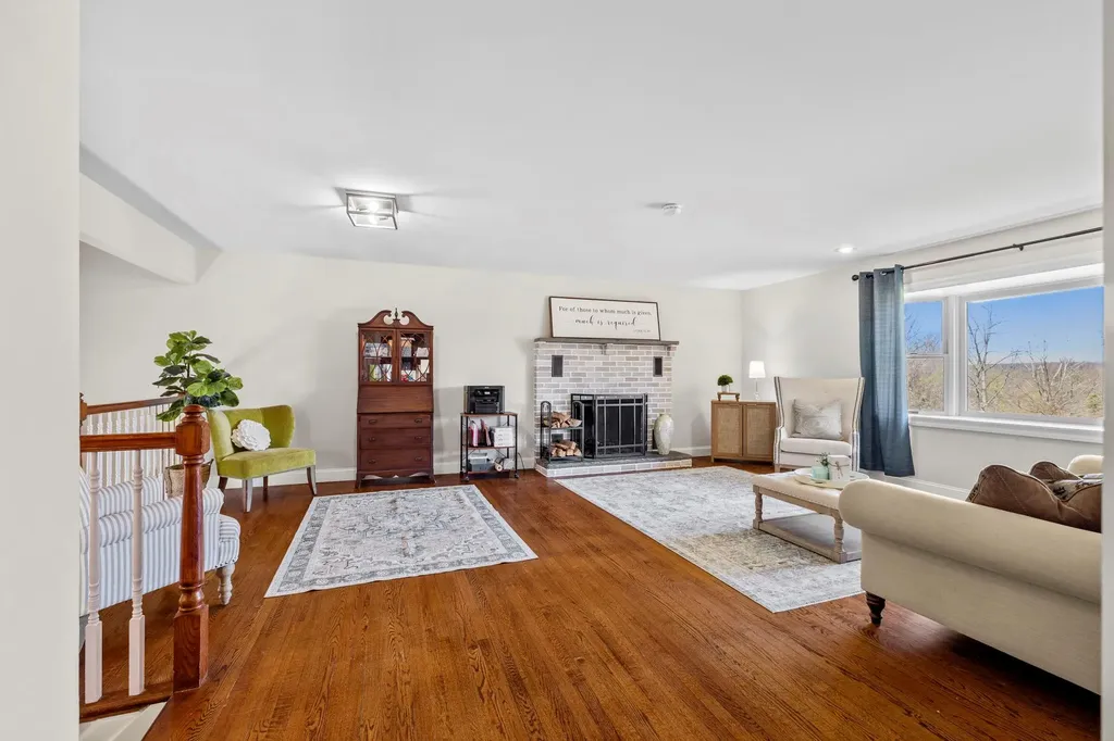 779 Ridgebury Road Slate Hill NY 10973