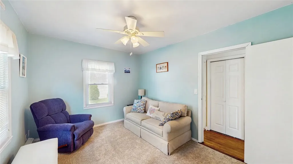 3294 4th Street Oceanside NY 11572