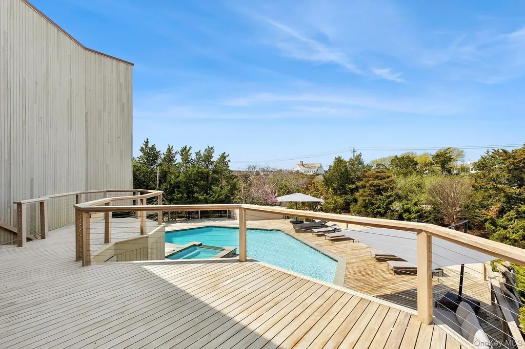 199 Dune Road Westhampton Beach NY 11978