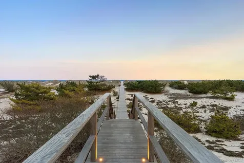 199 Dune Road Westhampton Beach NY 11978