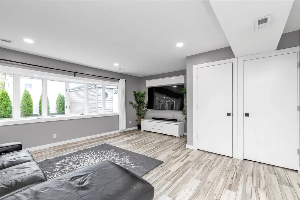 2382 Cooper Drive East Meadow NY 11554