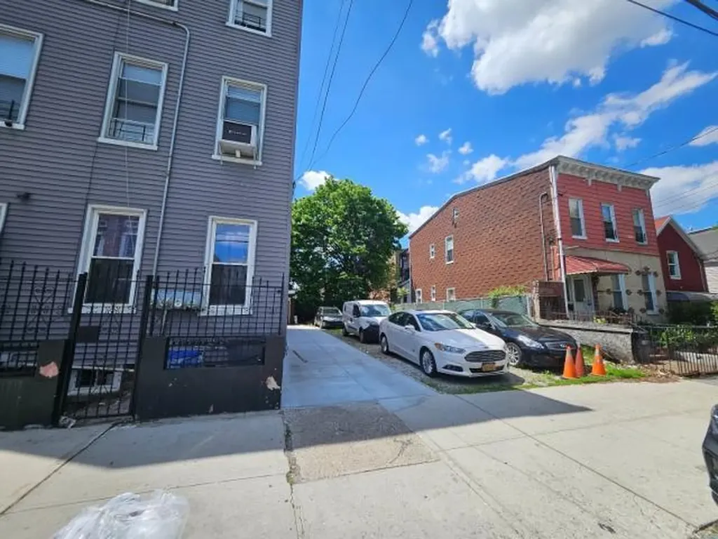 400 Linwood Street Brooklyn NY 11208